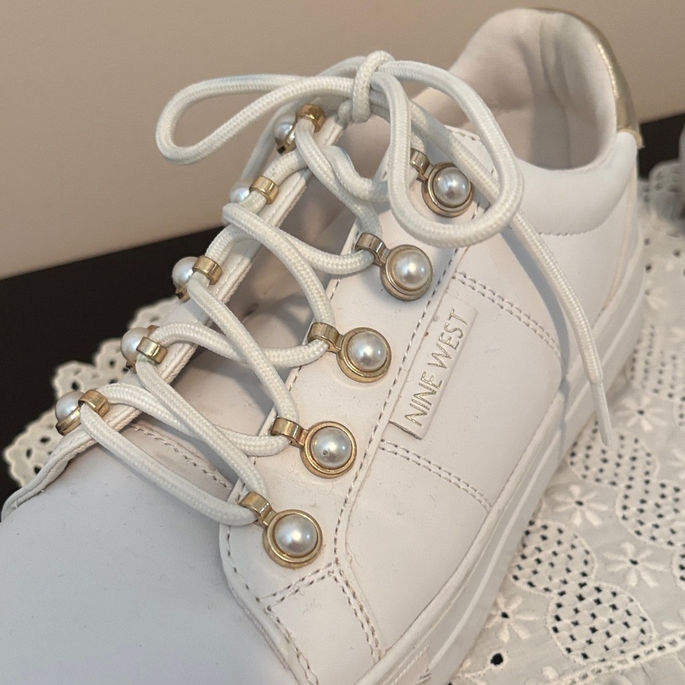 Nine West White Sneakers with Pearl and Gold Details - Picture 5 of 6